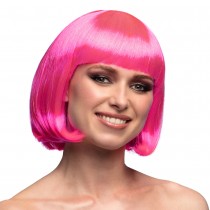 PERRUQUE COUPE CHEVEUX CARRÉ FRANGE ROSE VIF FEMME